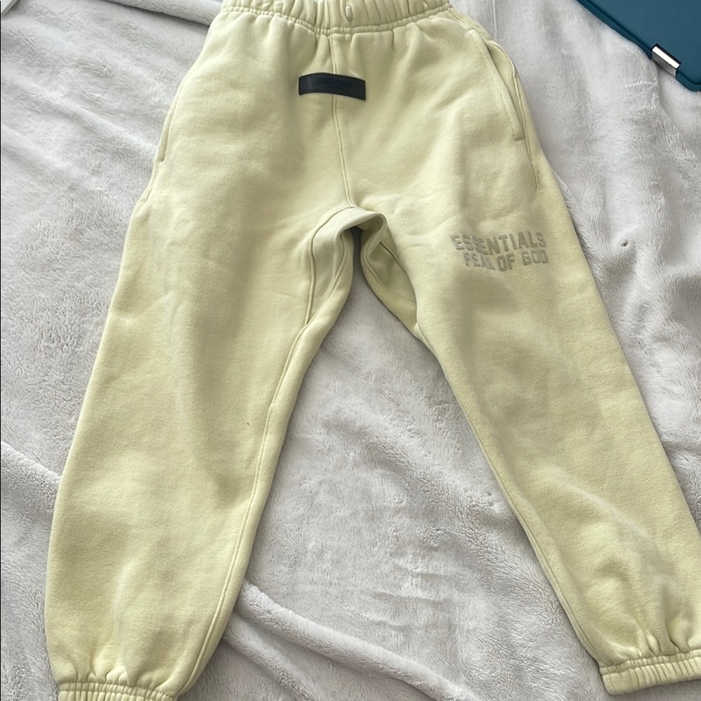Kids Cream Essentials Sweatpants